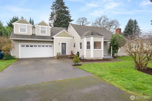 1314 Rainier St, Sumner, WA, 98390-1743 | Card Image