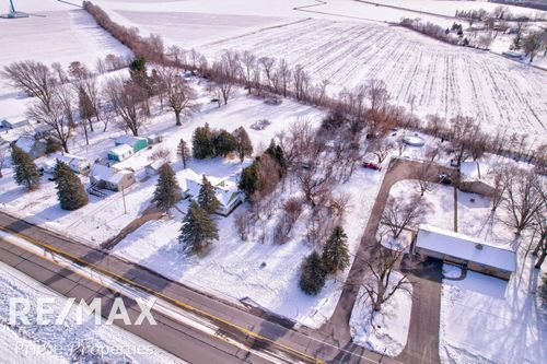 9560 Birch Run Rd, Birch Run, MI, 48415-9613 | Card Image