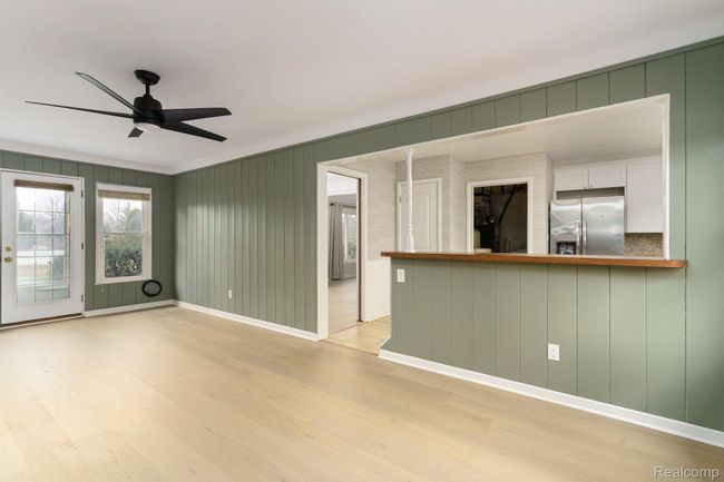 family room into kitchen | Image 10