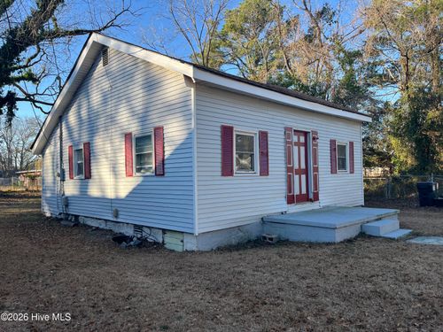 1617 Mckinley Ave, New Bern, NC, 28562-6317 | Card Image