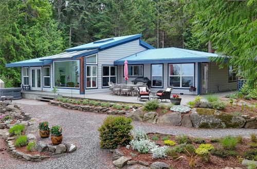 671 Horseshoe Rd, Gabriola Island, BC, V0R1X3 | Card Image