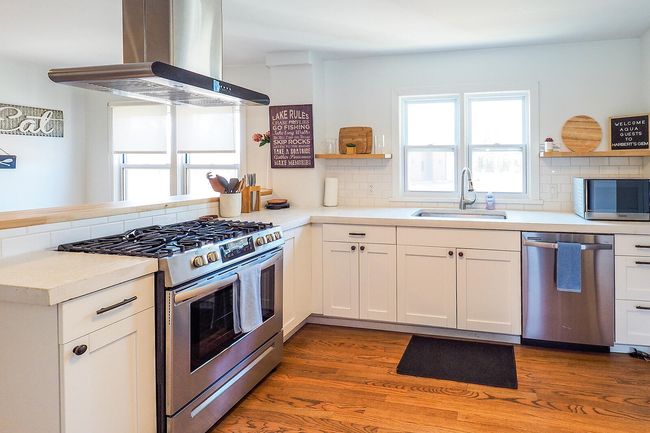 7306 Harbert Rd, House other with 4 bedrooms, 2 bathrooms and null parking in Three Oaks MI | Image 17