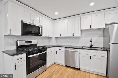 11 Beryl Rd, PAOLI, PA, 19301-1701 | Card Image