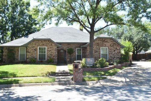 1500 Wimberly Ct, Bedford, TX, 76021-2467 | Card Image