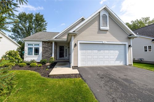 17 Foxtail Ln, Chili, NY, 14514 | Card Image