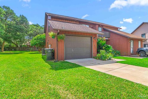 6154 Alicia Dr, Pensacola, FL, 32504-4757 | Card Image