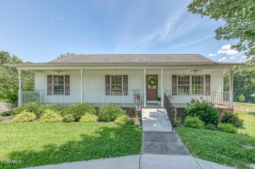 303 Spring House Ct, Mount Carmel, TN, 37645-3968 | Card Image