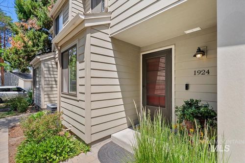 1924 S Teal Ln, Boise, ID, 83706-4050 | Card Image