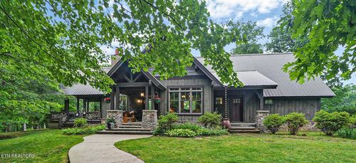 402 Charit Trl, Jamestown, TN, 38556-6560 | Card Image