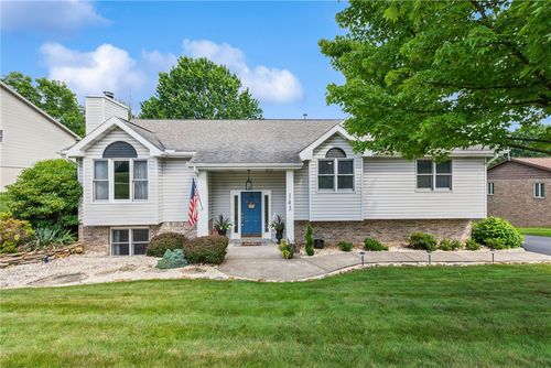 143 Chapel View Dr, Greensburg, PA, 15601-1067 | Card Image