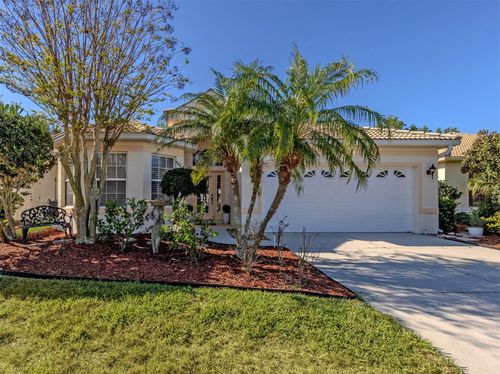 404 Pinewood Lake Dr, VENICE, FL, 34285-5678 | Card Image