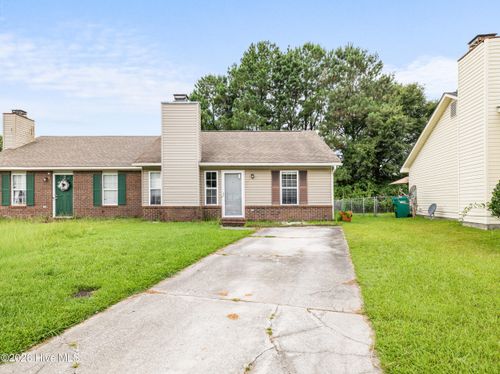 116 Live Oak Ct, Midway Park, NC, 28544-1664 | Card Image
