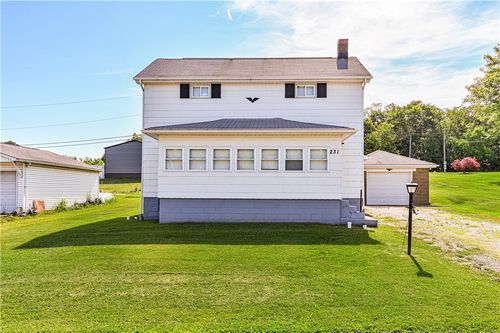 231 Reynolds St, Hutchinson, PA, 15640-1010 | Card Image