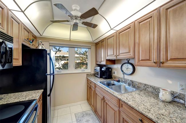 APT-107 - 649 Tamiami Trl S, Condo with 2 bedrooms, 2 bathrooms and null parking in Venice FL | Image 11