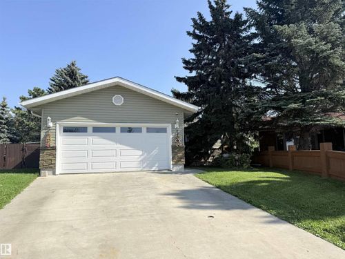 2403 81 St Nw, Edmonton, AB, T6K3L5 | Card Image