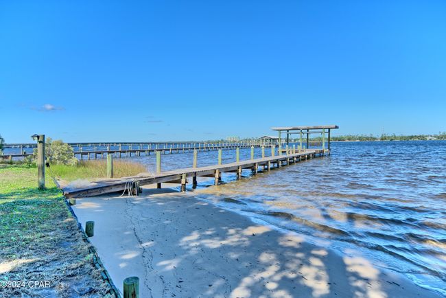 700 E 2 Nd St, House other with 4 bedrooms, 4 bathrooms and null parking in Lynn Haven FL | Image 76