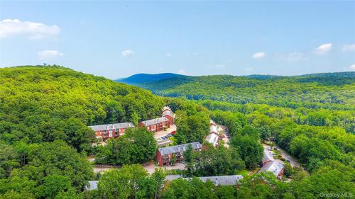 201 Old Mill Rd, Southfields, NY, 10975-2621 | Card Image