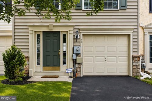 30 N Savanna Dr, POTTSTOWN, PA, 19465-6602 | Card Image