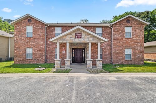 apt-1-2904 Vineyards Pkwy, Branson, MO, 65616-4403 | Card Image