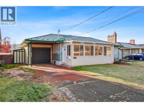 855 Renfrew Ave, Kamloops, BC, V2B3X3 | Card Image