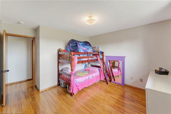 182 Solomon Cres, House other with 4 bedrooms, 3 bathrooms and 5 parking in Hamilton ON | Image 19