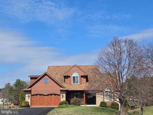 1042 Winter Camp Trl, HEDGESVILLE, WV, 25427-6189 | Card Image