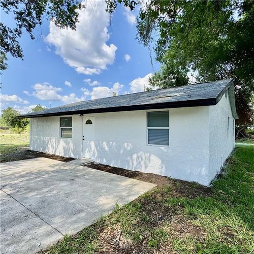 390 Hazel Cir, PUNTA GORDA, FL, 33982-8226 | Card Image