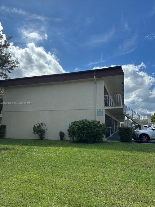 apt-103-5387 Sw 40th Ave, Fort Lauderdale, FL, 33314-6547 | Card Image