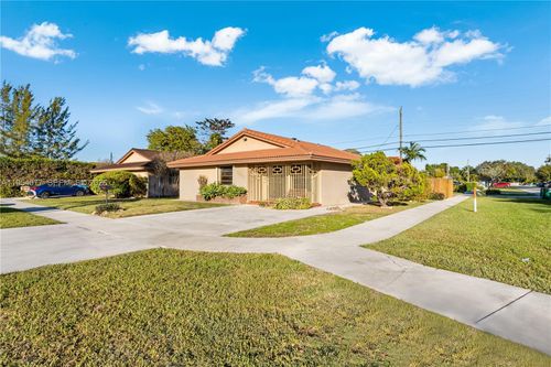 3895 Sw 68th Ave, Miami, FL, 33155-3737 | Card Image