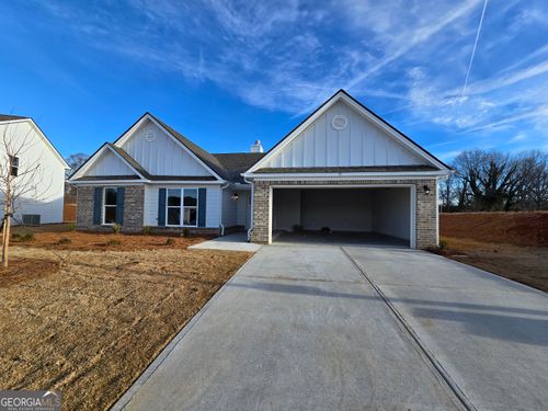 2-51 Champions Ln, Winder, GA, 30680-7334 | Card Image