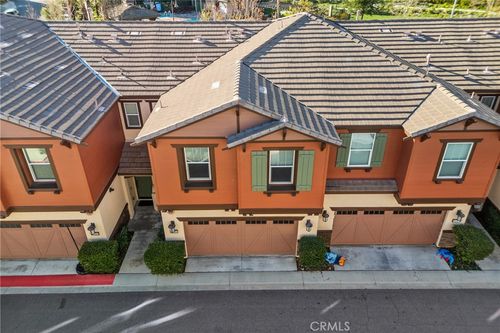 22105 Barrington Way, Saugus, CA, 91350-5746 | Card Image