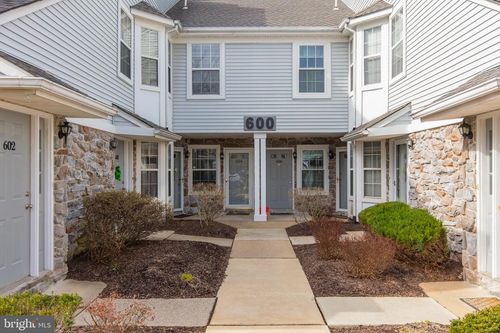 604 Mews Dr, SELLERSVILLE, PA, 18960-2739 | Card Image