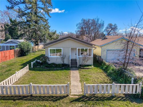 6061 1st Ave, Lucerne, CA, 95458 | Card Image