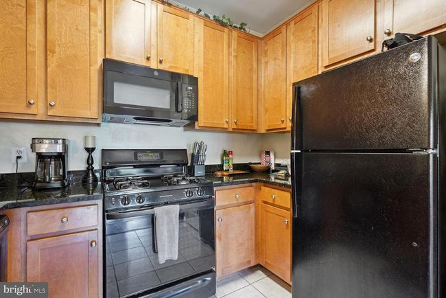 UNIT-208 - 4850 Eisenhower Ave, Condo with 2 bedrooms, 1 bathrooms and null parking in ALEXANDRIA VA | Image 13