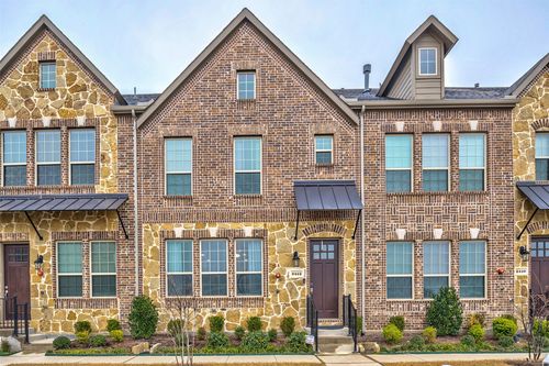 2412 Magalia Ln, Lewisville, TX, 75056-6755 | Card Image
