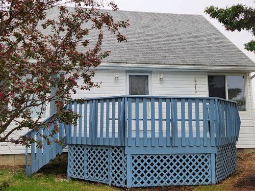 5511 Gravel Ave, Donnelly, AB, T0H1G0 | Card Image