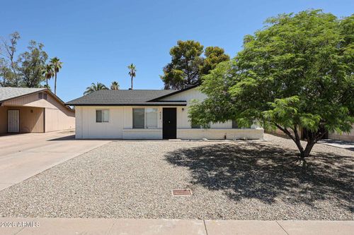 4034 E Windrose Drive, Phoenix, AZ, 85032 | Card Image