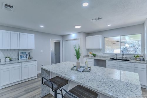 10215 Rafter O Trl, Helotes, TX, 78023-4046 | Card Image