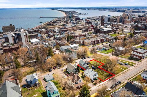 212 1/2 E 5th St, Duluth, MN, 55805-1836 | Card Image