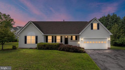 307 Canyon Rd, WINCHESTER, VA, 22602-7032 | Card Image