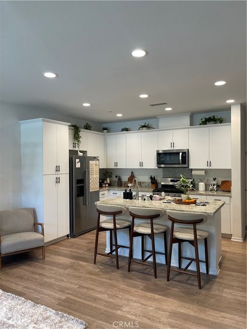 8465 Forest Park St, Chino, CA, 91708 | Card Image