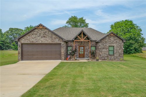 26 Edward Way, Greenbrier, AR, 72058-8057 | Card Image