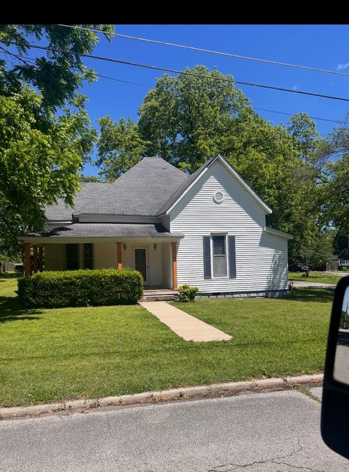 372 E Maple St, Dyer, TN, 38330 | Card Image