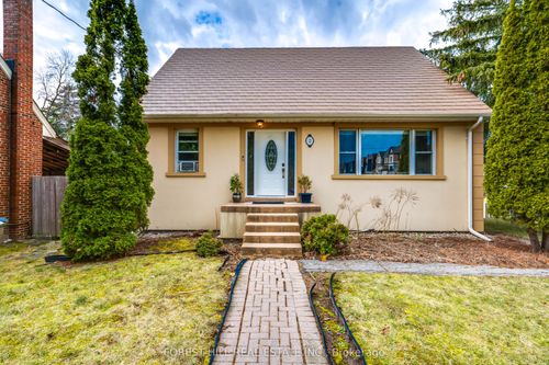 {{alt}} | Card Image