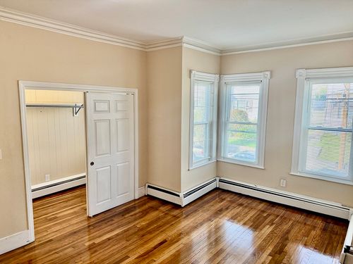 2l-292 Washington Ave, Chelsea, MA, 02150-3644 | Card Image