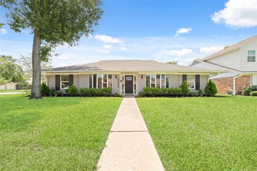6503 Kury Lane, Houston, TX, 77008 | Card Image