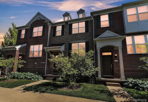44656 Ellery Ln, Novi, MI, 48377-2581 | Card Image