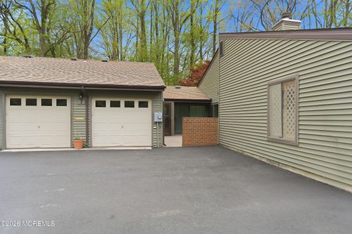 7 Hampton Ct, Red Bank, NJ, 07701-5407 | Card Image