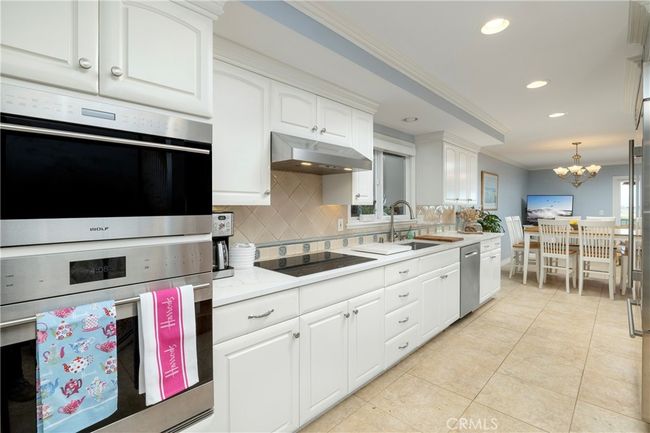 1627 Seal Way, House other with 3 bedrooms, 4 bathrooms and 4 parking in Seal Beach CA | Image 7