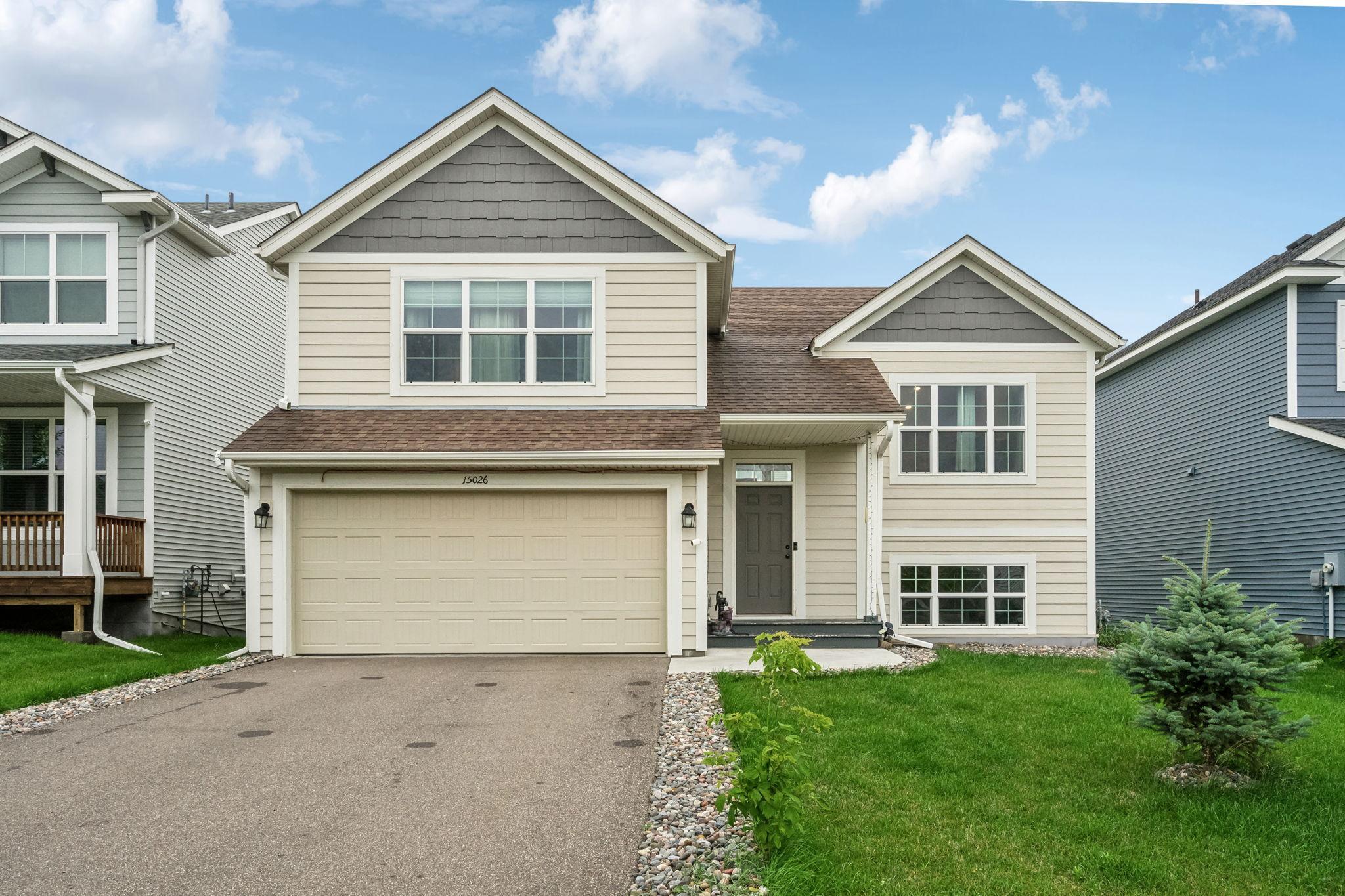 Snowy Owl St, Anoka, MN 55303